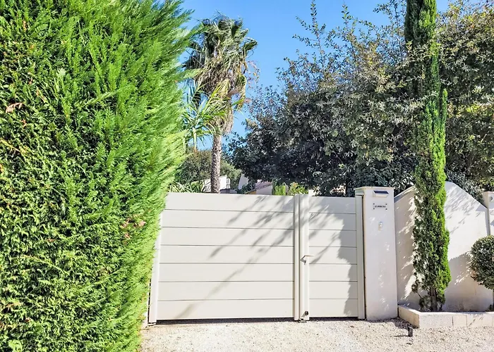 Holiday Home Le Mimosa St Laurent By Interhome