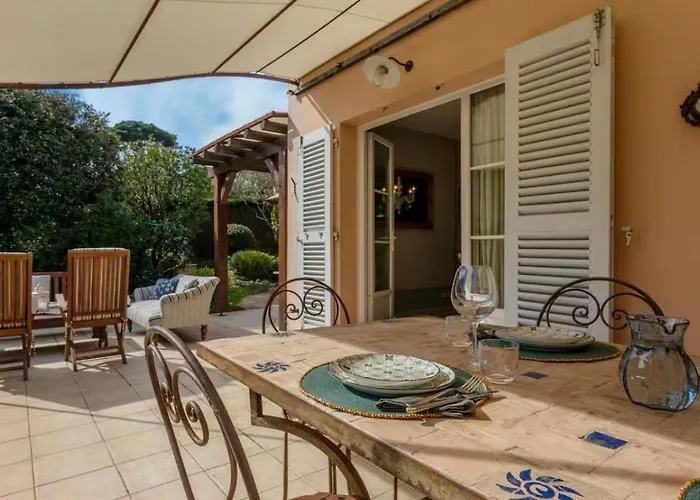 Cosy Italian Chic! Jardin Bbq Piscine Central Et St-Tropez A 5 Kilometres Plage A 5Mn!
